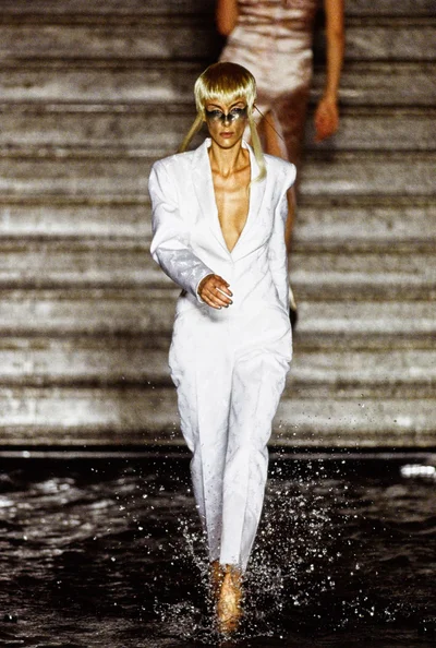 Look 64
